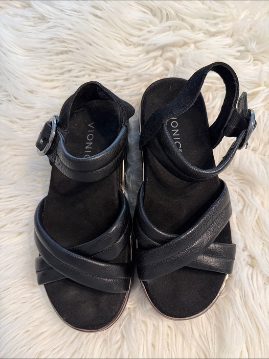 Vionic Shoes - Vionic Black Leather Crisscross Ankle Strap Sandals size 6 excellent condition